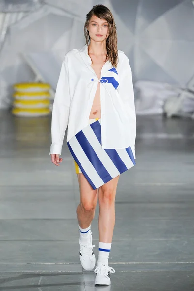 Look 4